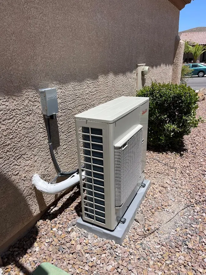 Residential air conditioning condenser unit in Hybla Valley